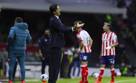 Afición del América exige la salida de Santiago Solari 