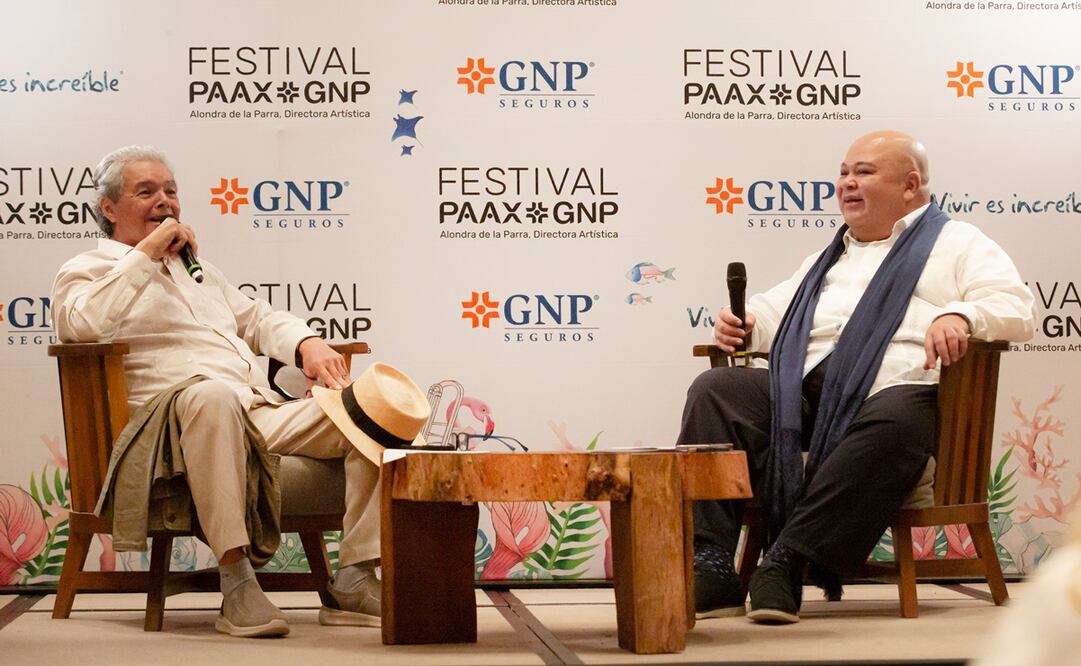 El compositor Arturo Márquez habló sobre su Sinfonía Imposible en una charla pública moderada por el Presidente de la Unión Mexicana de Cronistas de Teatro y Música, Lázaro Azar, el 30 de junio, en el marco del Festival PAAX GNP. Foto: Oscar Turco