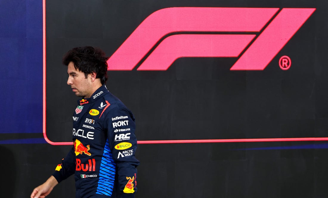 Checo Pérez durante el Gran Premio de Abu Dhabi - Foto: AFP