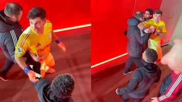 Dibu Martínez es víctima de burlas y encaró a los aficionados del Arsenal tras recibir una humillante goleada: "¿Ahora no bailas?"