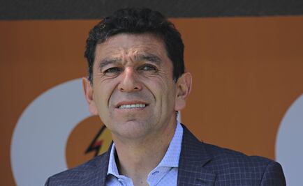 Pumas ratifica a David Patiño como Director Técnico