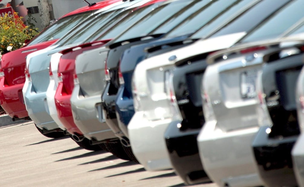 Advierten riesgos de contratar créditos automotrices a 72 y 80 meses. Foto: Archivo