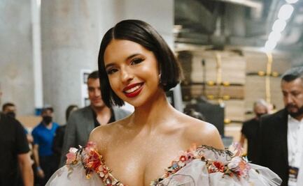 Cuánto cuesta el lujoso carro Tesla de Ángela Aguilar