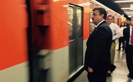 Dejaron de circular 65 mil autos de funcionarios en el DF