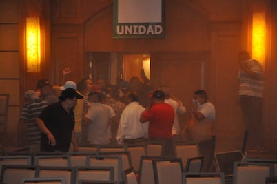 Gresca en toma de protesta de nuevo líder del PRI en NL