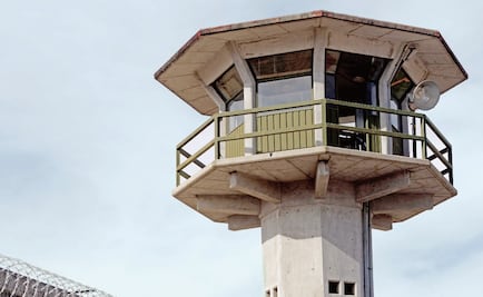 Riña deja un reo muerto y varios lesionados en penal de Tenango del Valle