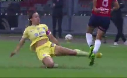 La brutal patada de Caro Jaramillo en el Clásico ante América