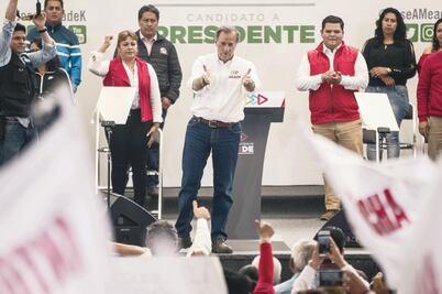 Meade pide frenar a López Obrador