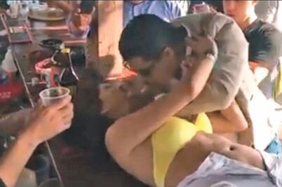 Pierde cargo en la 4T por besar a mujer a la fuerza