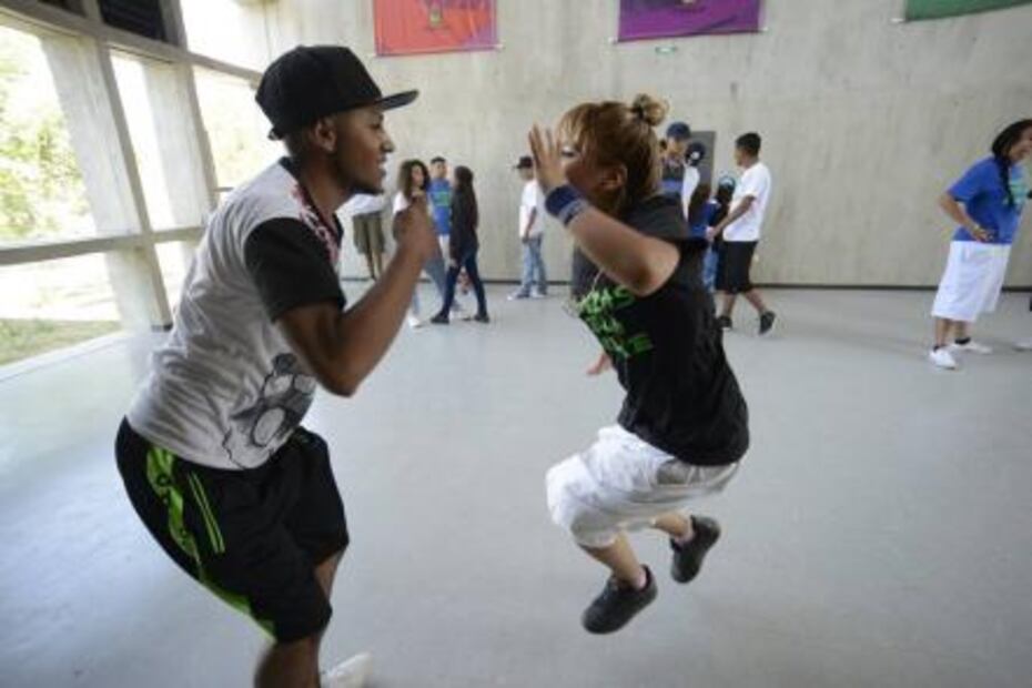 Usan cumbia colombiana contra pandillas