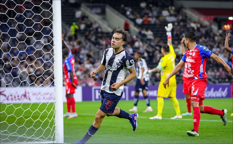 Iker Fimbres anota ante Xelajú / Foto: Imago7