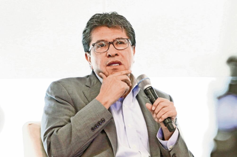 Ricardo Monreal afirmó que con la reforma al Código Penal se aumentarán las sanciones para quienes violenten a las personas de la tercera edad. Foto/ARCHIVO EL UNIVERSAL