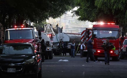 VIDEO Se registra fuerte incendio en fábrica de telas en Azcapotzalco; no se reportan heridos