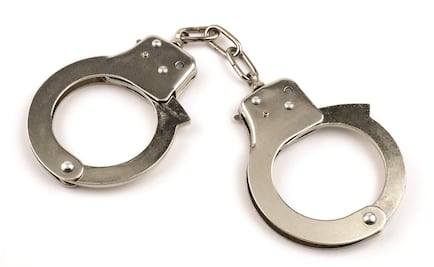 Cae elemento de Sedema por intento de extorsión en Venustiano Carranza