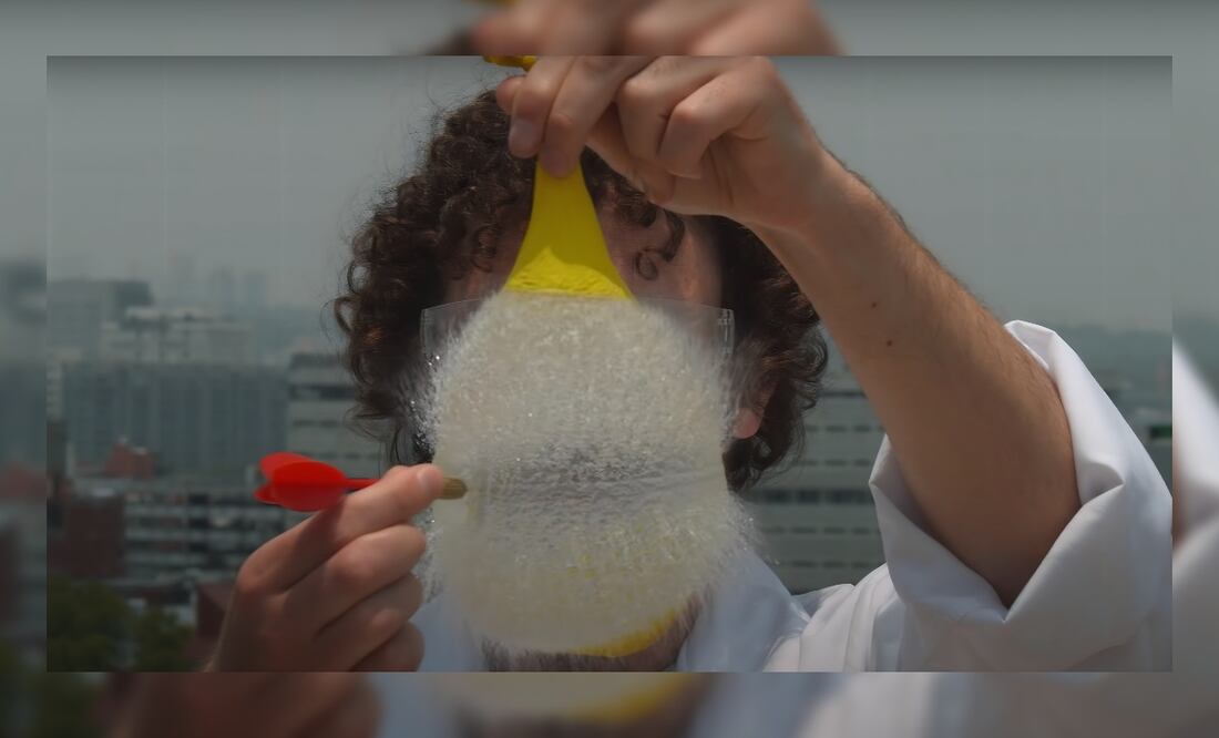 El influencer realizó 7 tomas en cámara lenta. Foto: Youtube/ Luisito Comunica