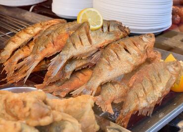 Qué pasa si te tragas una espina de pescado