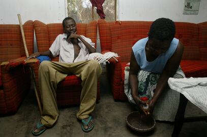 Condenan a hombre con VIH que tuvo sexo con cien mujeres