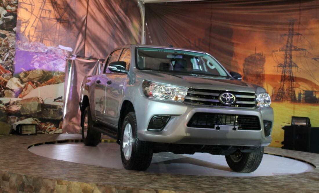 Toyota Hilux 2016 mejora en confort y desempeño