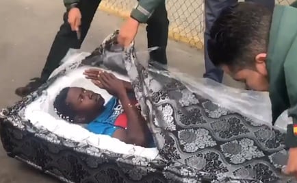Descubren a migrantes africanos ocultos en colchones, iban a España