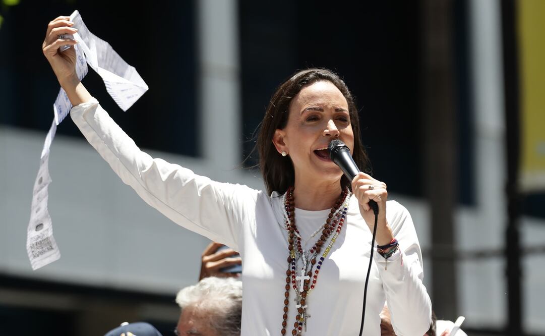 La líder opositora venezolana María Corina Machado condenó el pase a juicio de siete adolescentes detenidos por protestar contra la reelección de Nicolás Maduro. Foto: EFE