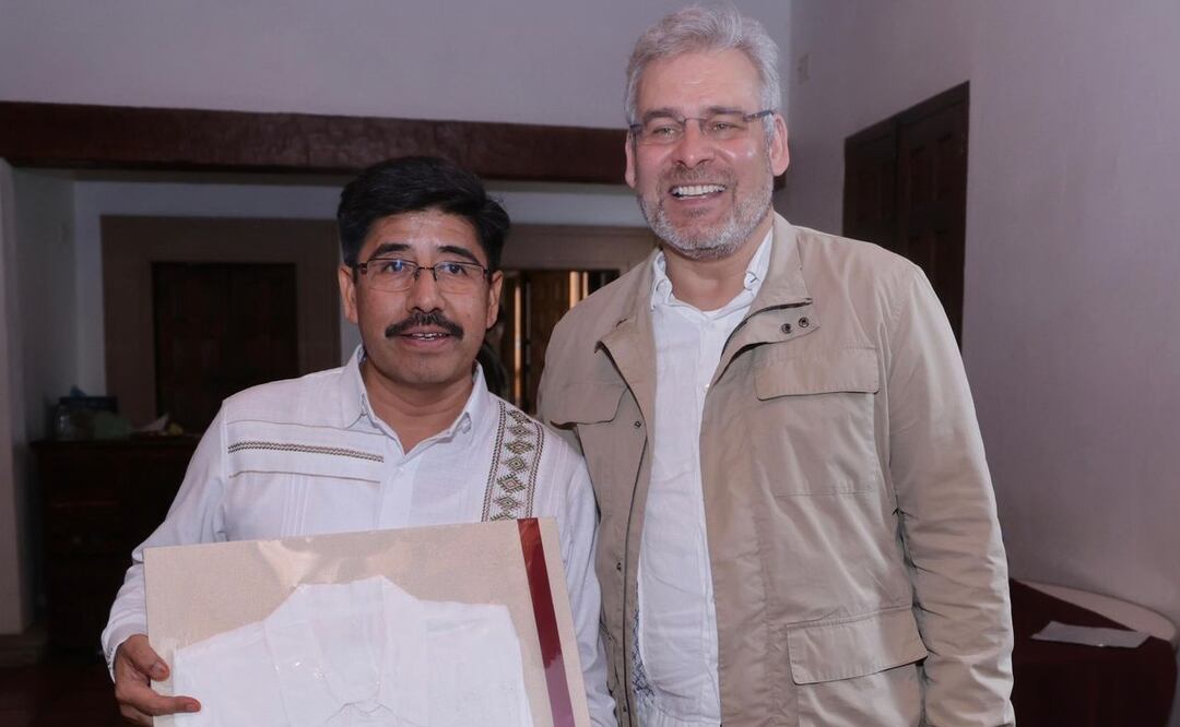 Se reúnen el gobernador de Michoacán, Alfredo Ramírez Bedolla, y el presidente electo de la Suprema Corte de Justicia de la Nación, Hugo Aguilar Ortiz. (Foto: especial)