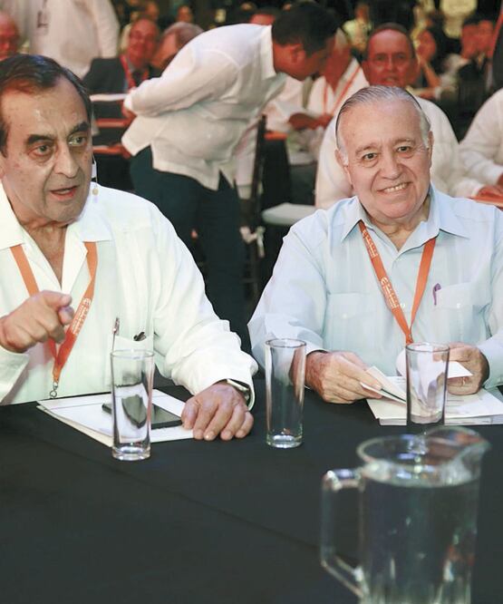 Valentín Diez Morodo, presidente del Comce (der.), considera que aunque se apruebe el T-MEC, México debe mirar hacia Europa y América Latina. CORTESÍA