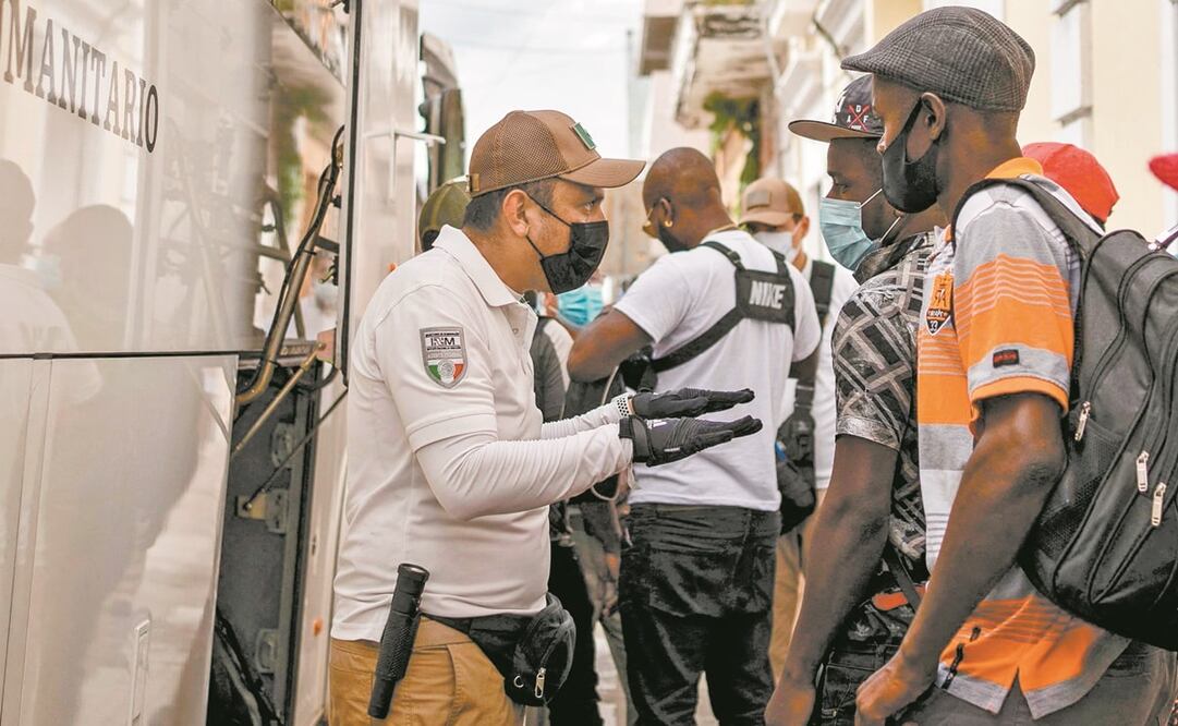 Hubo una reestructuración en el INM a inicios de junio de 2019, cuando el presidente Andrés Manuel López Obrador anunció el despido de 500 agentes de Migración acusados de corrupción. Foto: Archivo. El Universal