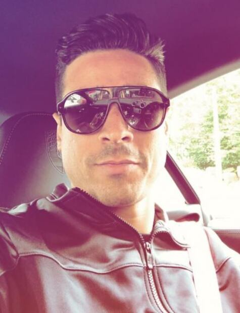 Guillermo Ochoa luce nuevo look