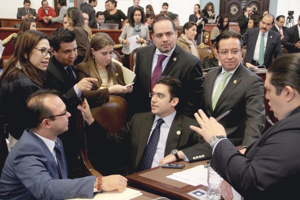 La bancada del PAN propone cambios a las leyes de Adquisiciones, la de Obras Públicas y la del Régimen Patrimonial y del Servicio Público (ARCHIVO EL UNIVERSAL)