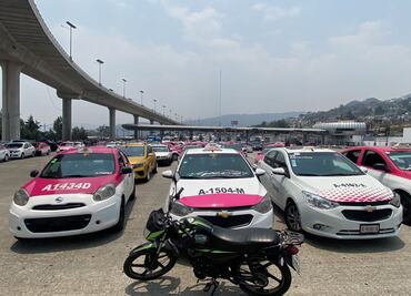 Taxistas toman caseta de Tlalpan; bloquean por más de dos horas la autopista México-Cuernavaca