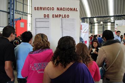 Aún sin bachillerato, jóvenes en México se emplean: OCDE