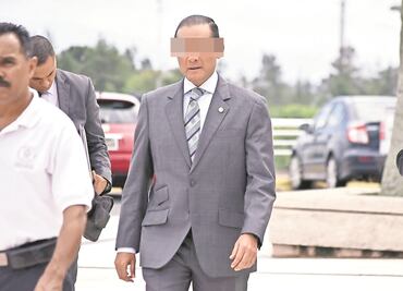 Pide Veracruz a PGR gestionar ficha roja para buscar a ex fiscal