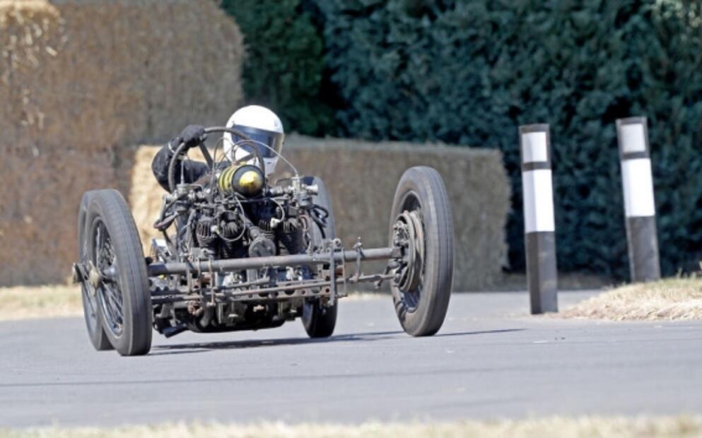 Autos con dos motores: una realidad que se extingue