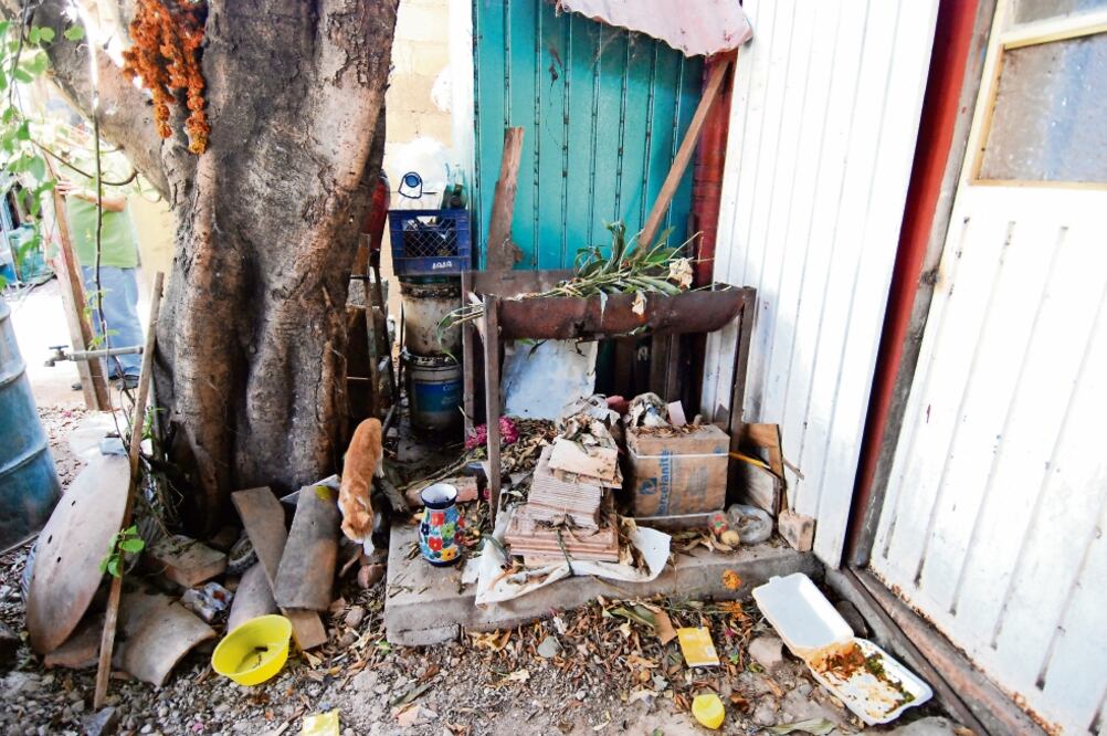 Habitantes de Atliaca explican que las fosas sépticas funcionan así: el excremento se va directo a un depósito con cal y alimenta la tierra (JOSIH HERNÁNDEZ. EL UNIVERSAL)