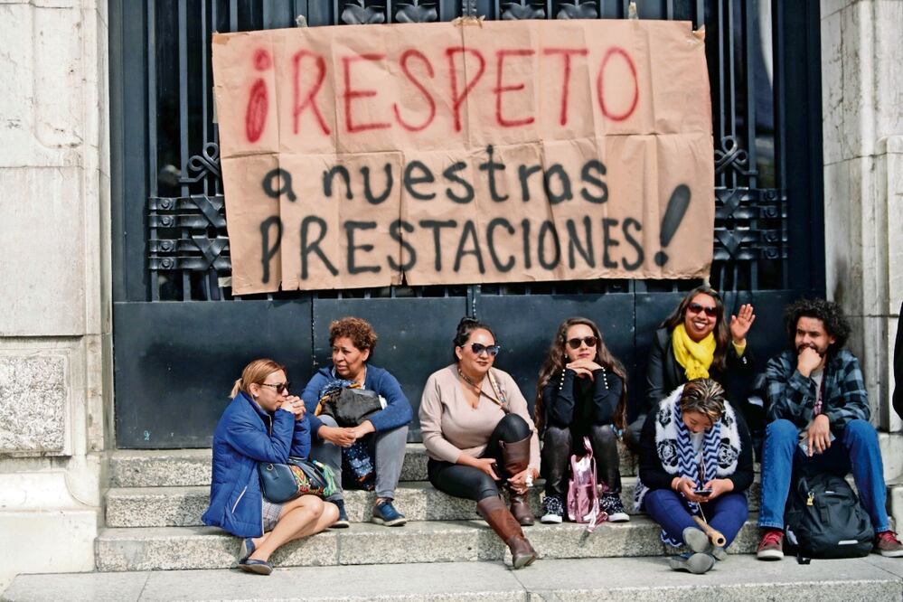 Las protestas se han instalado en el Palacio de Bellas Artes.