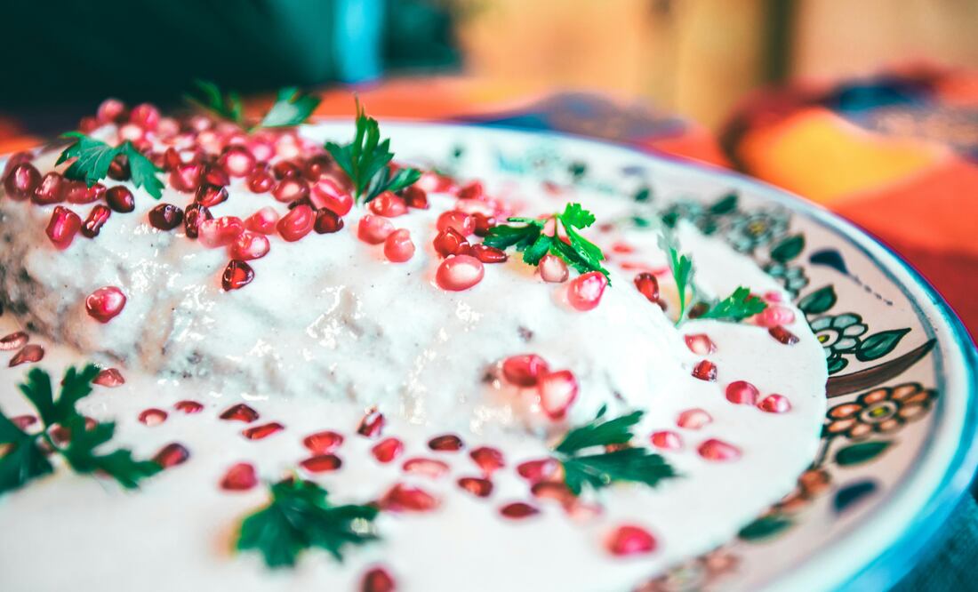 La nogada no sólo es sabor, sino un homenaje a la historia y los colores del Ejército Trigarante. Foto: Pexels