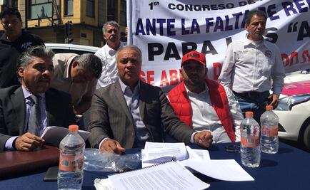 Taxistas presentan petición de pregunta parlamentaria sobre apps como Uber