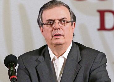 Marcelo Ebrard comes under fire