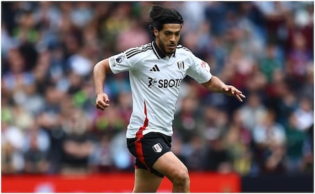 Raúl Jiménez se queda sin equipo a unos días del Mundial; Fulham no le renovará el contrato