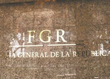 Tras revés, FGR insistirá en aprehender a 31 científicos y exfuncionarios de Conacyt