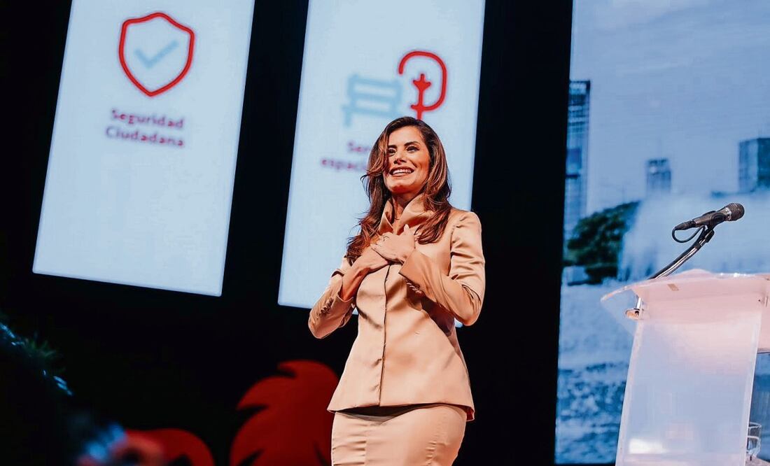 Verónica Delgadillo, alcaldesa de Guadalajara, presentó su Primer Informe de Gobierno en el Teatro Diana. Foto: Especial