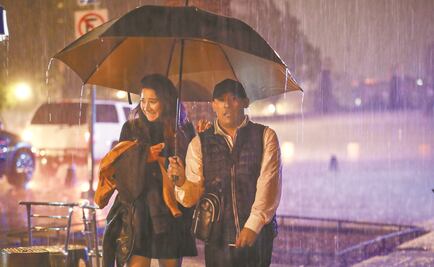 Lluvias, ventarrones y granizo sorprenden a capitalinos