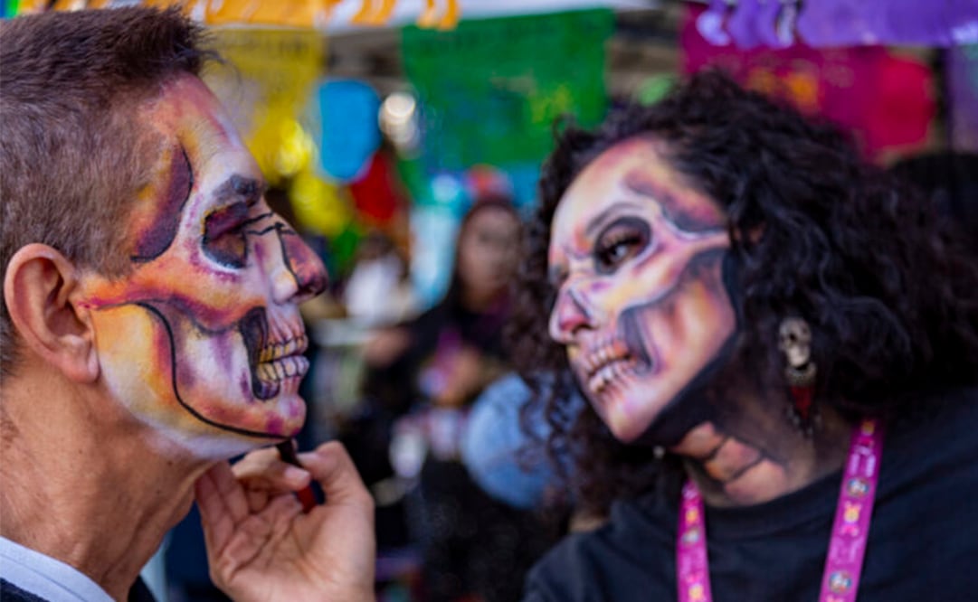 Vive la Mega Procesión de Catrinas Mundialistas en CDMX. Foto: Mega Procesión de las Catrinas