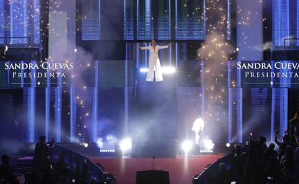 Cuevas presenta su asociación civil; va por un partido político