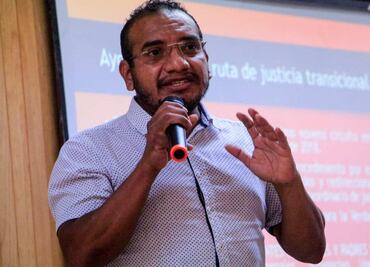 Audios, amenazas de muerte y 43 desaparecidos; él es Vidulfo Rosales, exabogado de los padres de Ayotzinapa