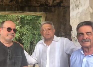 AMLO se carga de energía en Palenque con Silvio Rodríguez