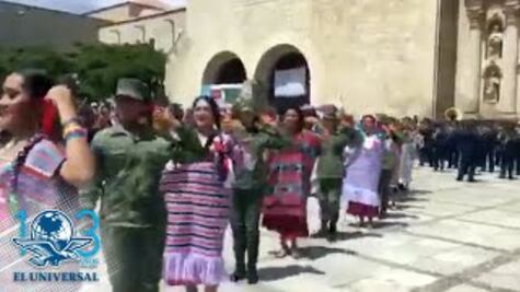 Inesperado baile de militares en la Guelaguetza 2019