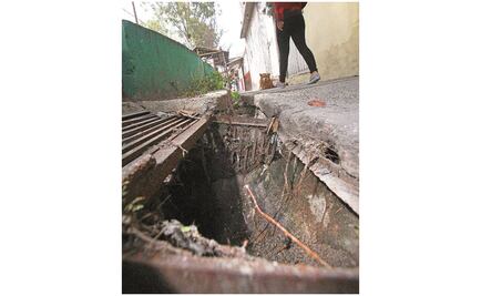 Buscan castigar a quien robe tapas de coladeras 