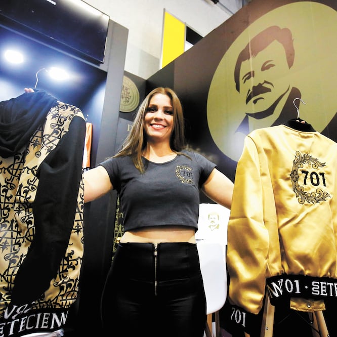 Ropa de la línea El Chapo 701, en IM Intermoda, en Guadalajara. El número alude al sitio que según Forbes ocupa el capo en la lista de ricos. ULISES RUIZ. AFP