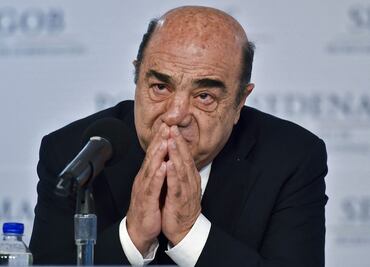 UIF presenta denuncia contra Murillo Karam ante la FGR por lavado de dinero